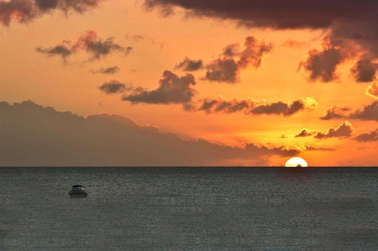 شقة Bora Bora By Blue Sky Luxury Paynes Bay المظهر الخارجي الصورة